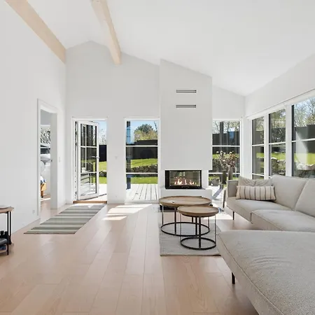 Luxury With Sea View In בית נופש *